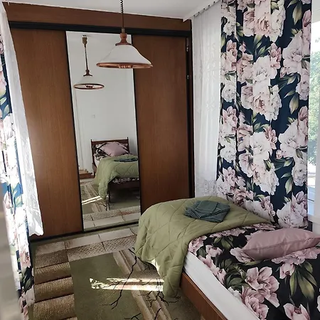 Apartment Centrum Rp 2 *